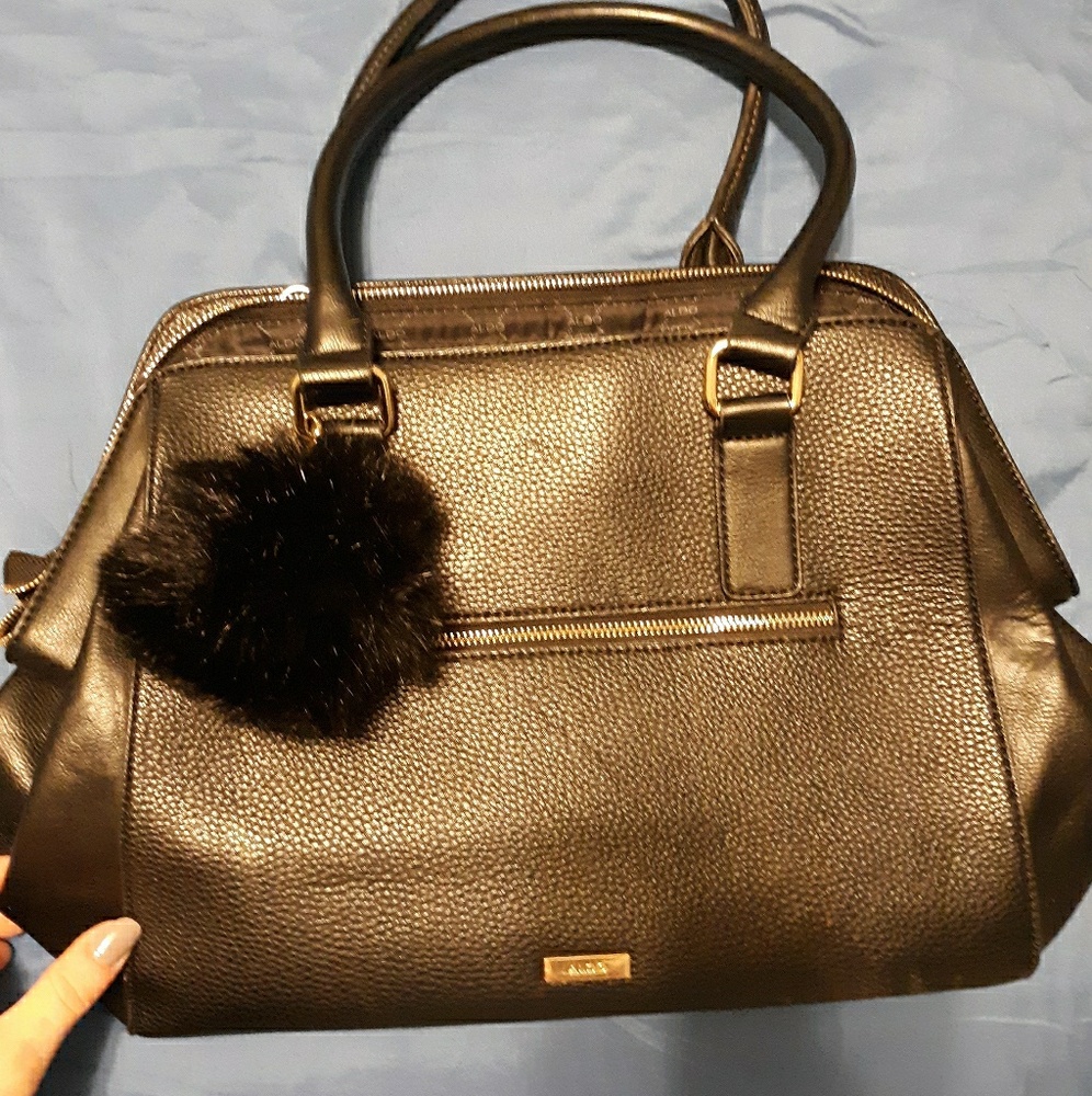 Black aldo handbag